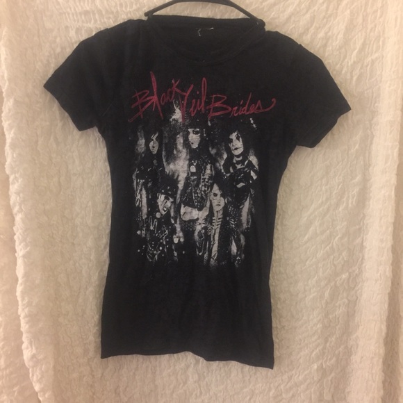 BVB tee shirt . - Picture 2 of 2